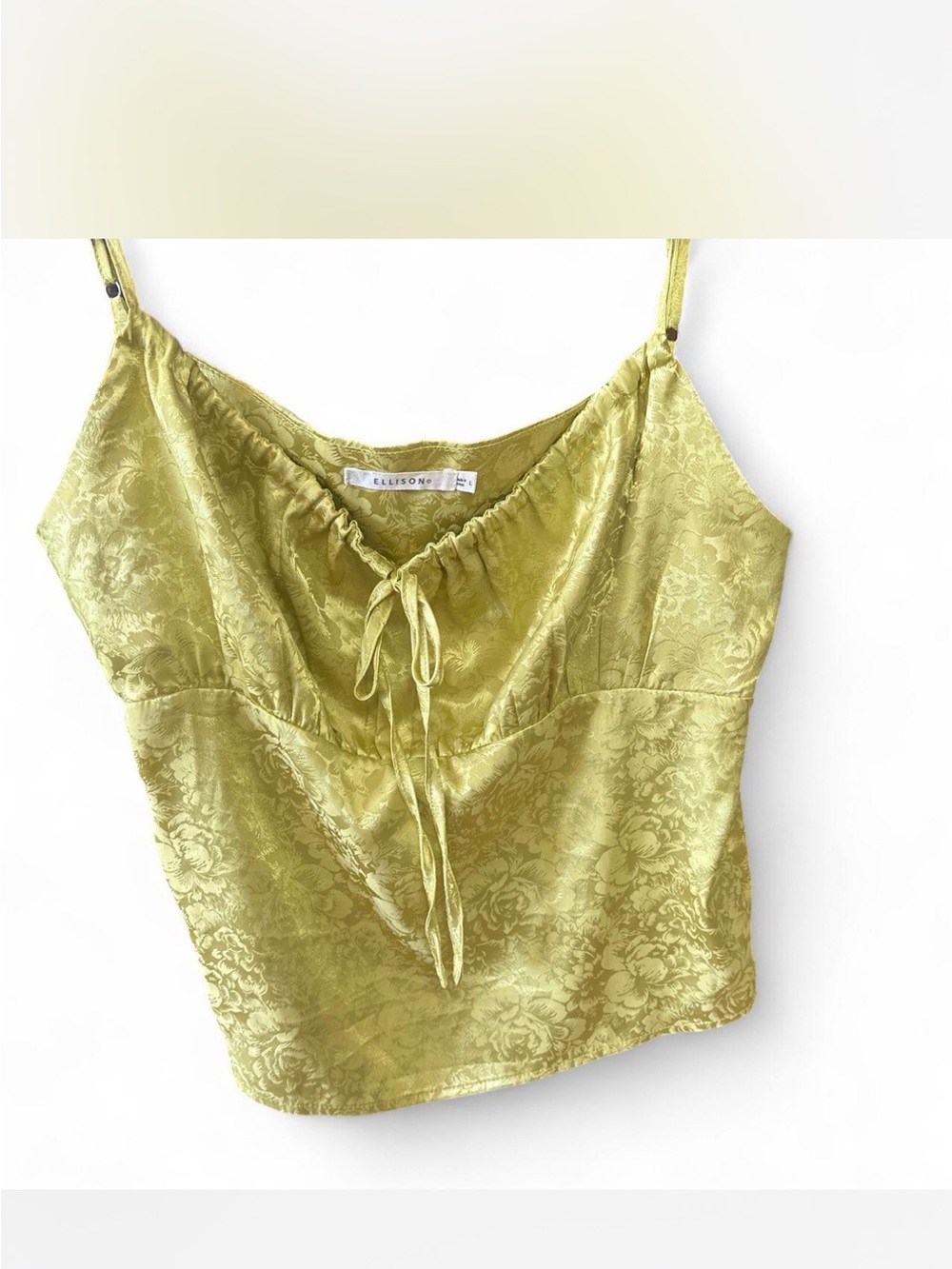 Chartreuse camisole with jacquard floral pattern and adjustable spaghetti straps